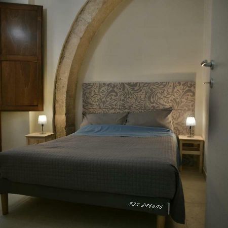 Il Vinile Apartment Szirakúza Kültér fotó